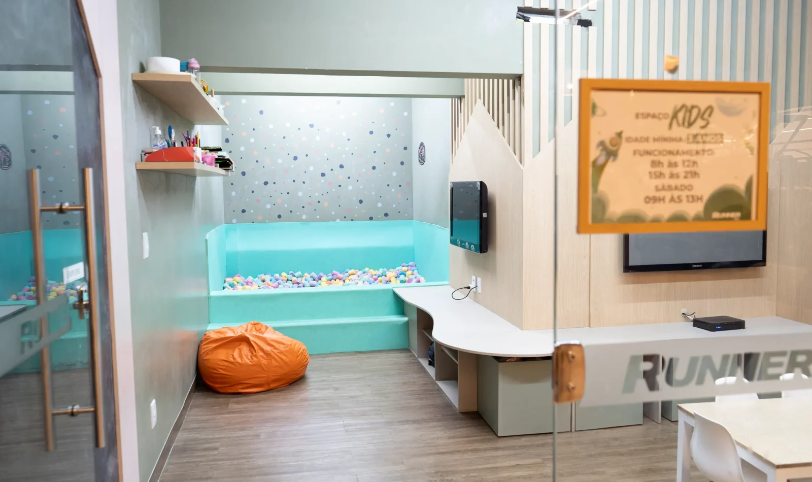 espaco kids acdemia runner mogi fit