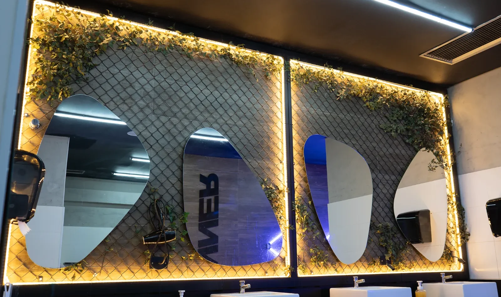 vestiario espelho runner mogi shopping